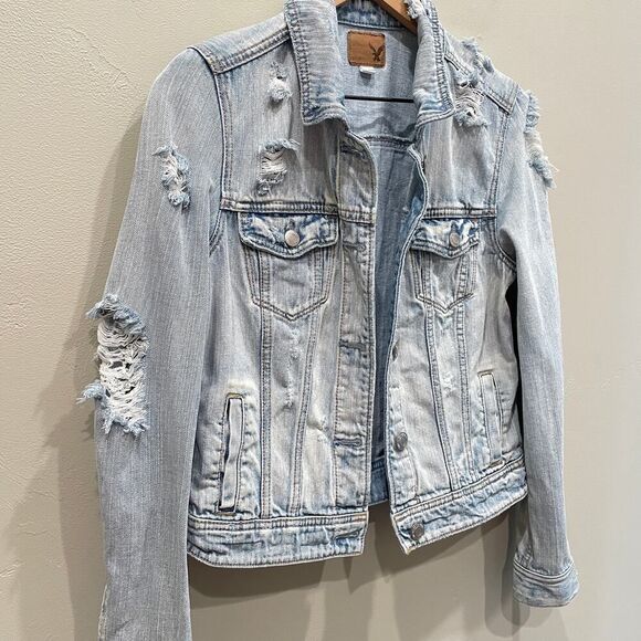 American Eagle Destroyed Denim Jean Jacket - Size: Small - Picture 6 of 9